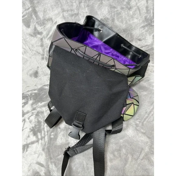 LUXSHE Geometric Iridescent Backpack Luminous Drawstring Backpack READ! - Picture 10 of 16